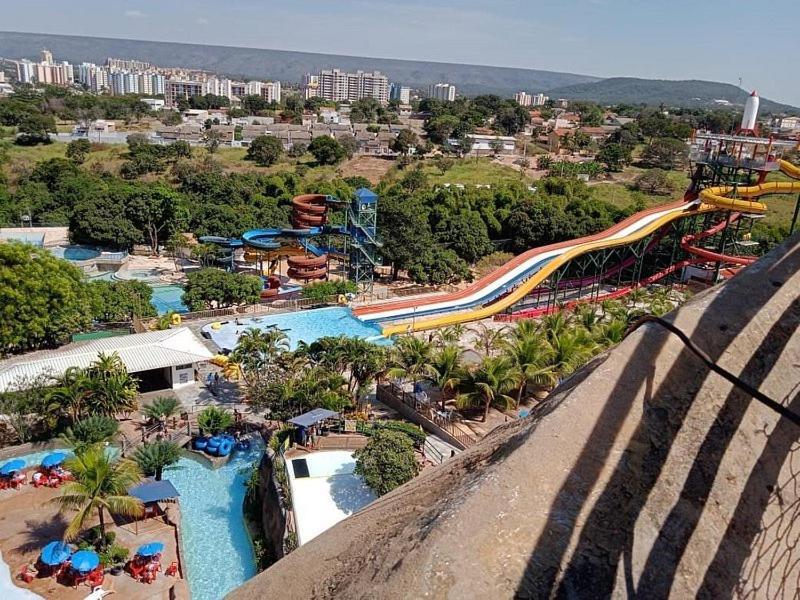 Aparthotel Piazza Diroma Acesso Diroma Acqua Park Gratuito Star Temporada à Caldas Novas Extérieur photo